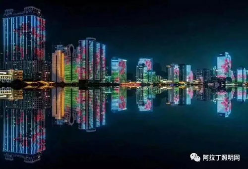 广州：24栋建筑 21万盏LED灯演绎的