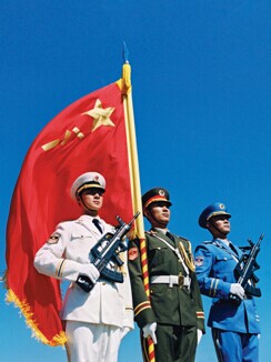 协力守护"蓝色疆土" 泸州老窖与中国军人同行